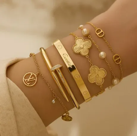 Hand Accessories